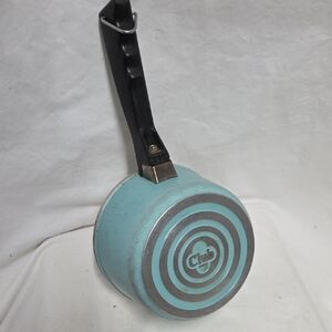Vintage CLUB  Aluminum Small Sauce Pan, Well used.